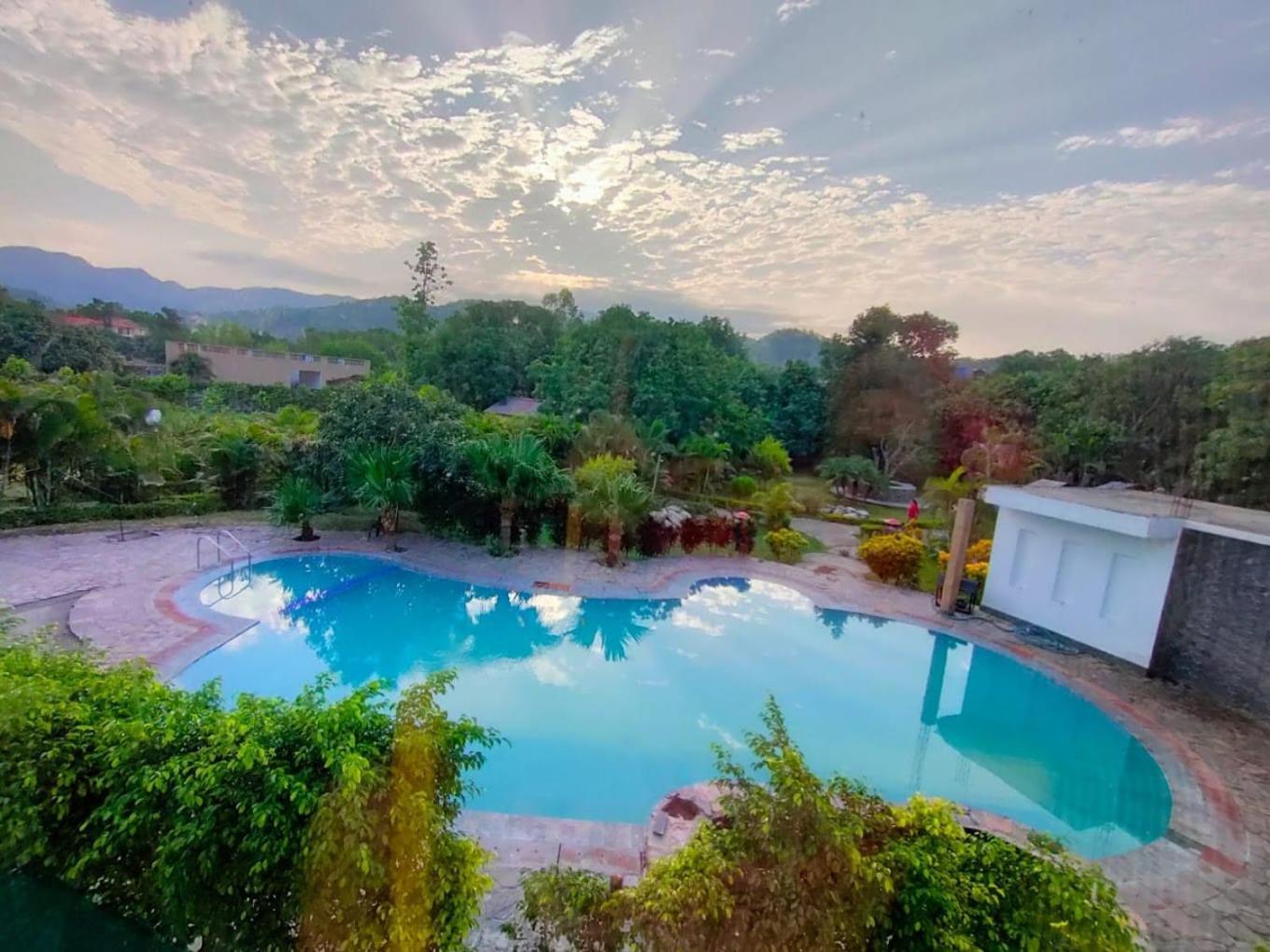 Garjia Corbett Wild Resorts & Spa מראה חיצוני תמונה